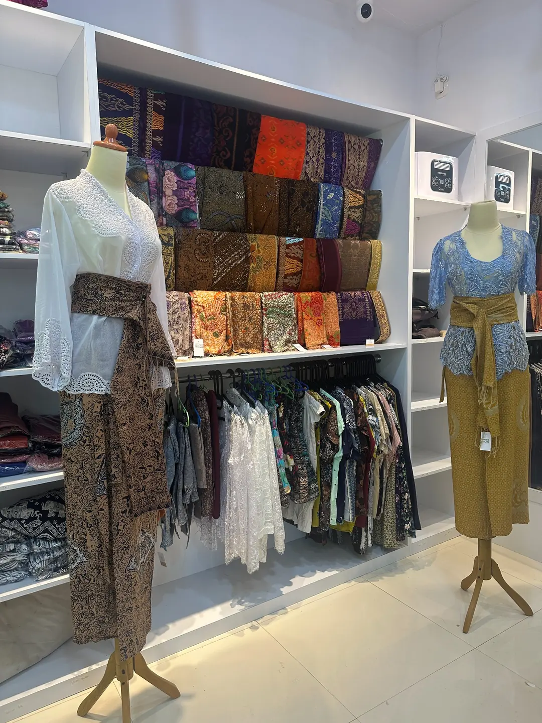 Kebaya & Kamen Bali